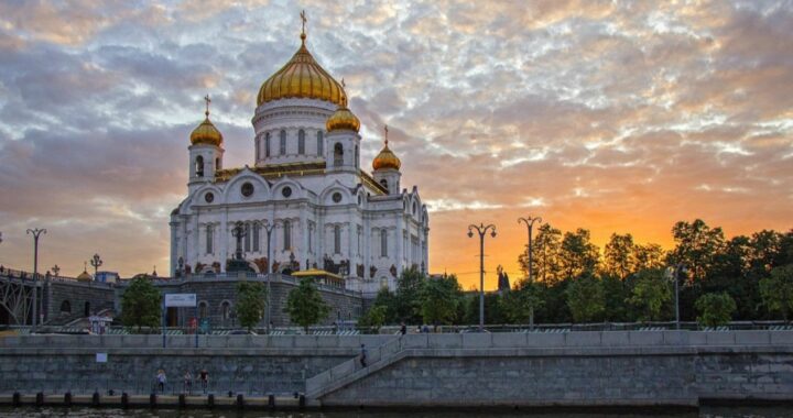 KRISTUS NOUSI KUOLLEISTA, ELÄMÄ JATKUU