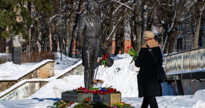 Puškinin muistomerkkiä Riiassa uhkaa purkaminen 
