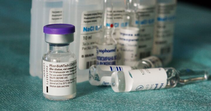 Suomelta avoin valtakirja komissiolle Covid-rokotehenkintoihin