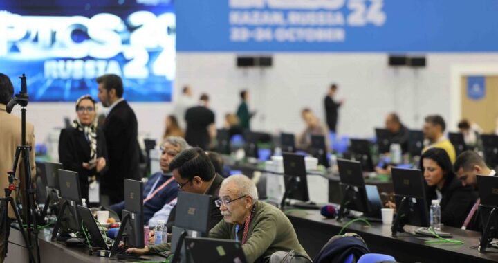 KRIISIT JA UUSI MAAILMANJÄRJESTYS ESILLE BRICS-HUIPPUKOKOUKSESSA