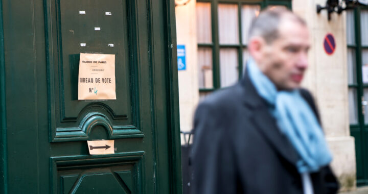 Ranskan kunnallisvaalien tulos syvensi demokratian kriisiä