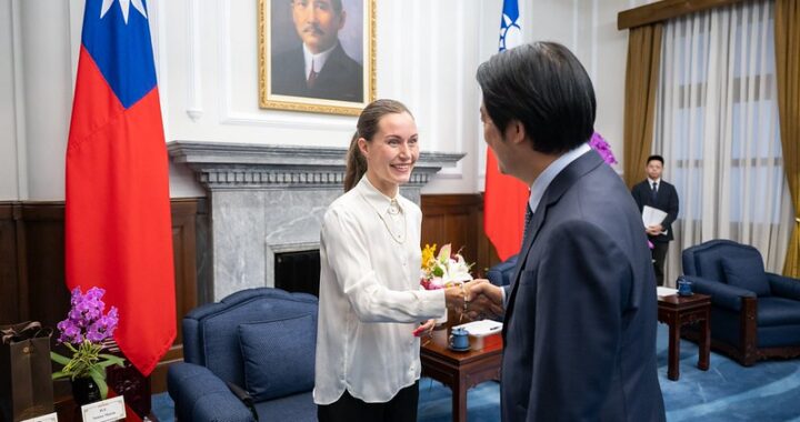 Marin haukkui Venäjän ja Kiinan hirviöiksi