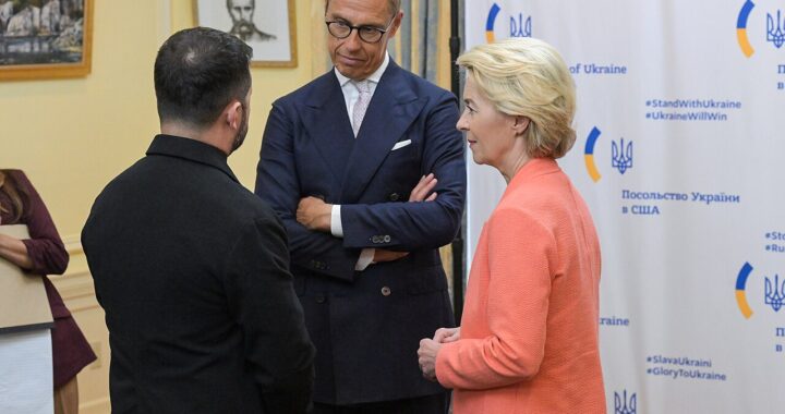 Suomella on sotaa käyvä presidentti
